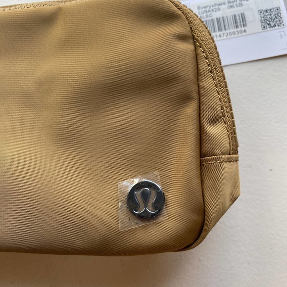 NWT Lululemon Everywhere Belt Bag 1L Allspice Fall Limited Color Way Light Brown - Picture 2 of 13